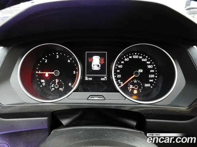 Volkswagen Tiguan 2020 2.0 автомат (гидро), миниатюра 8 Volkswagen Tiguan 2020 2.0 автомат (гидро), миниатюра 8
