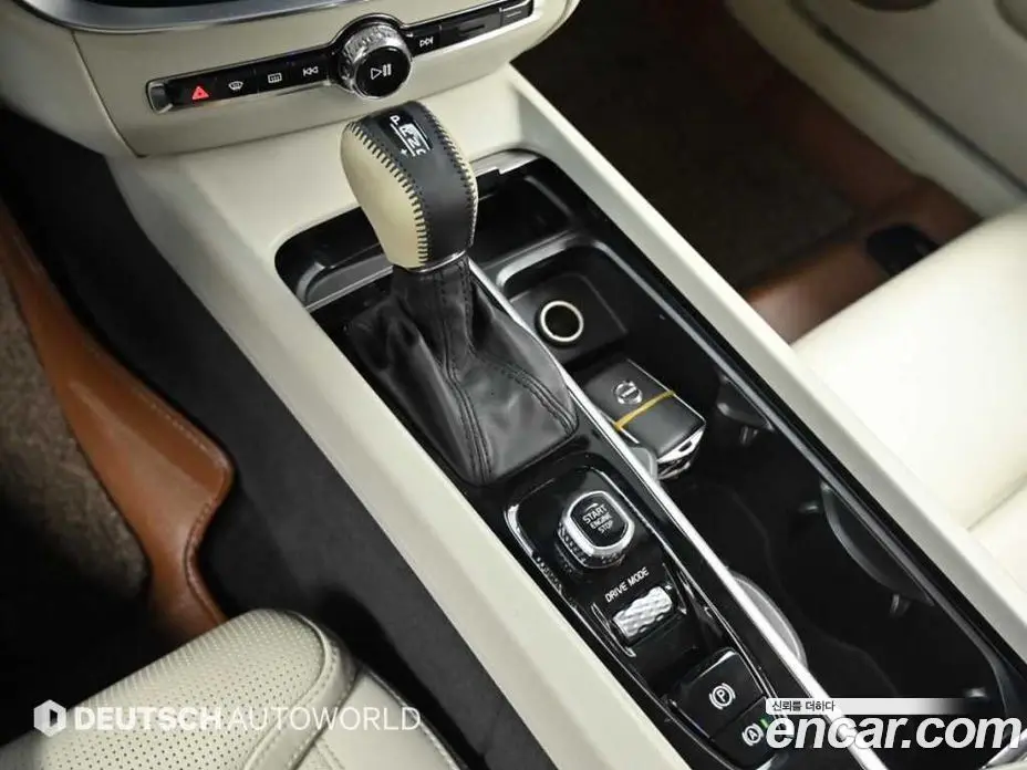 Volvo S60 2019 2.0 автомат (гидро), фото 9 Volvo S60 2019 2.0 автомат (гидро), фото 9