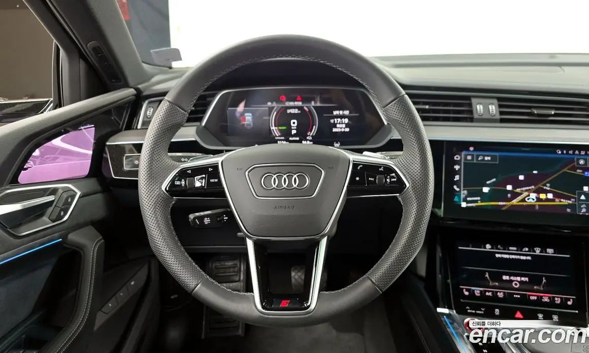 Audi e-tron 2023 0.2 автомат (гидро), фото 13