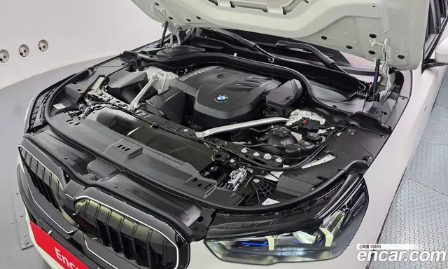 BMW 5 серия 2024 2.0 автомат (гидро), миниатюра 6