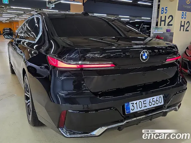 BMW 7 серия 2025 3.0 автомат (гидро), миниатюра 3