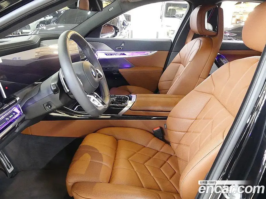 BMW 7 серия 2025 3.0 автомат (гидро), фото 7