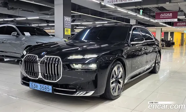 BMW i7 2023 0.3 автомат (гидро), миниатюра 2