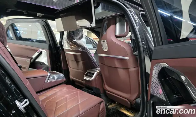 BMW i7 2023 0.3 автомат (гидро), миниатюра 11