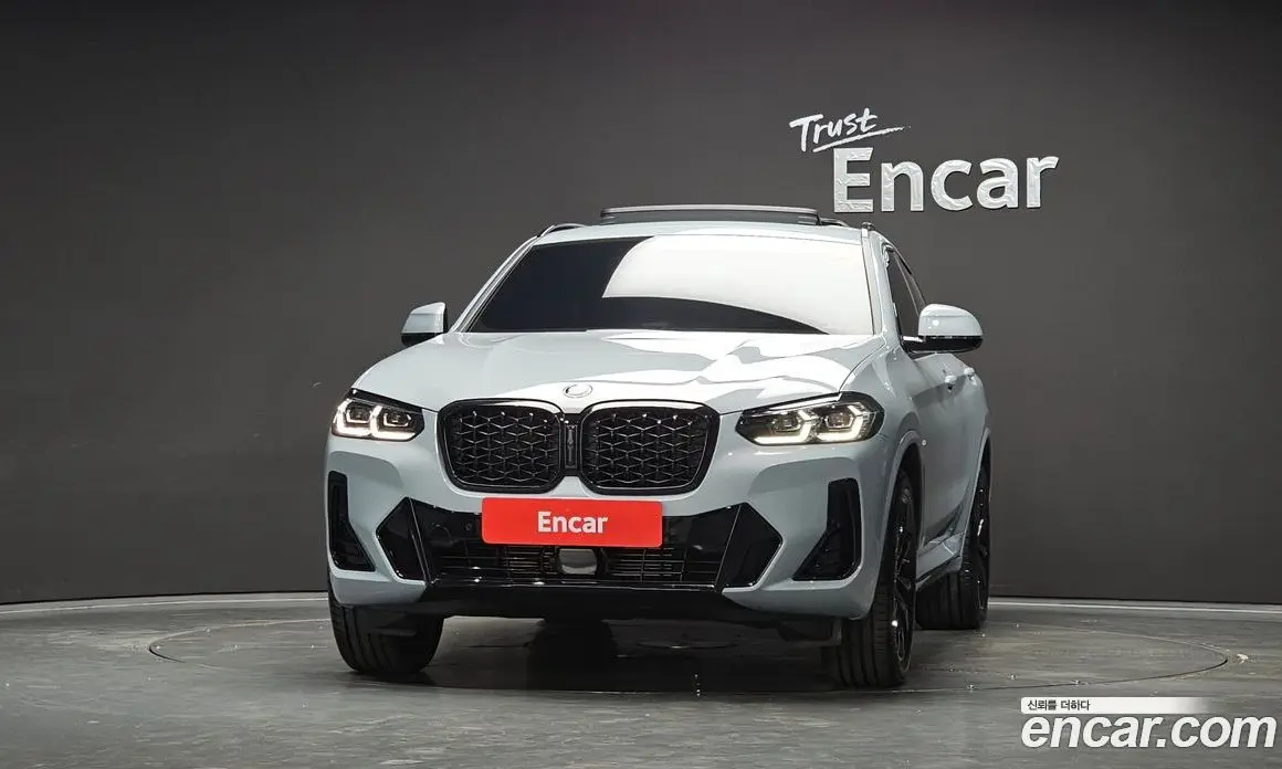BMW X4 2025 2.0 автомат (гидро), фото 3 BMW X4 2025 2.0 автомат (гидро), фото 3