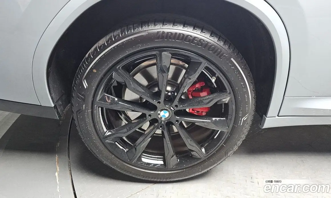 BMW X4 2025 2.0 автомат (гидро), фото 5 BMW X4 2025 2.0 автомат (гидро), фото 5