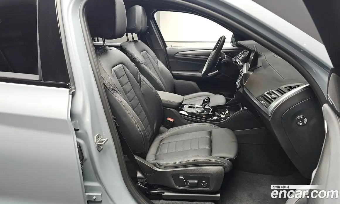 BMW X4 2025 2.0 автомат (гидро), фото 10 BMW X4 2025 2.0 автомат (гидро), фото 10