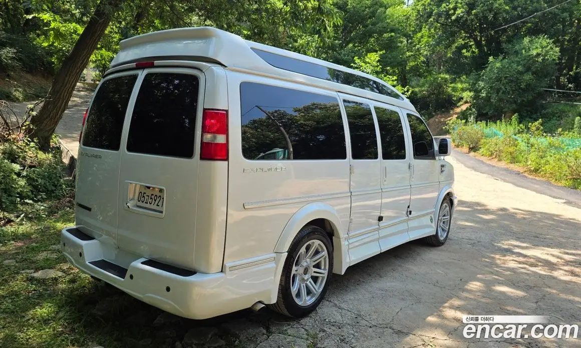 Chevrolet Express Van 2019 6.0 автомат (гидро), фото 4 Chevrolet Express Van 2019 6.0 автомат (гидро), фото 4