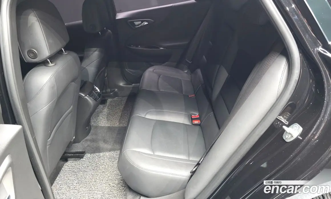Chevrolet Malibu 2019 2.0 автомат (гидро), фото 12