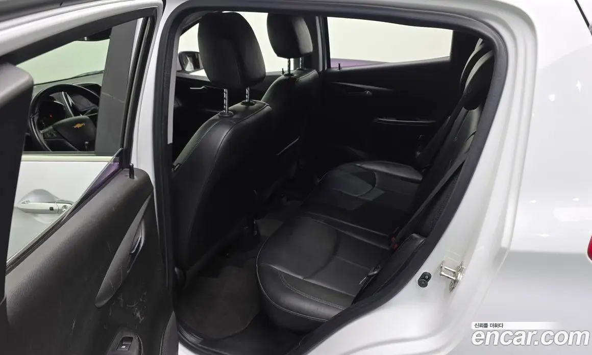 Chevrolet Spark 2016 1.0 автомат (гидро), фото 11