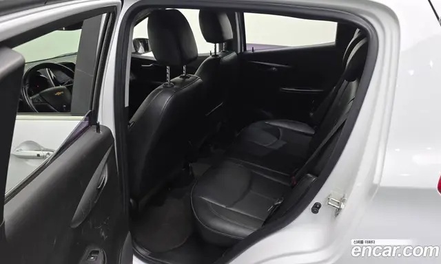 Chevrolet Spark 2016 1.0 автомат (гидро), миниатюра 11