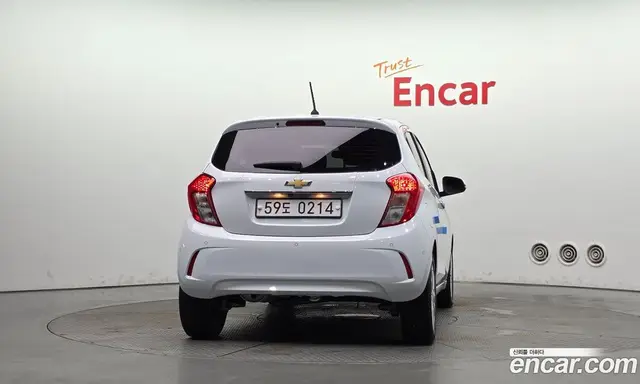 Chevrolet Spark 2016 1.0 автомат (гидро), миниатюра 4