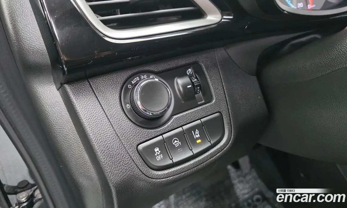 Chevrolet Spark 2022 1.0 автомат (гидро), фото 13
