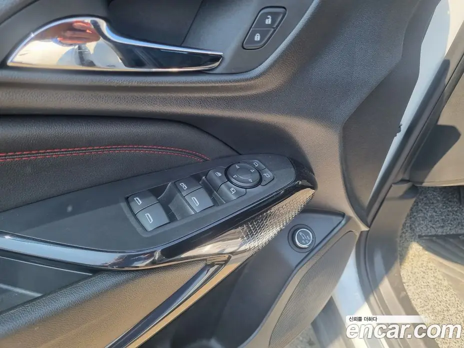 Chevrolet Trax 2023 1.2 автомат (гидро), фото 8