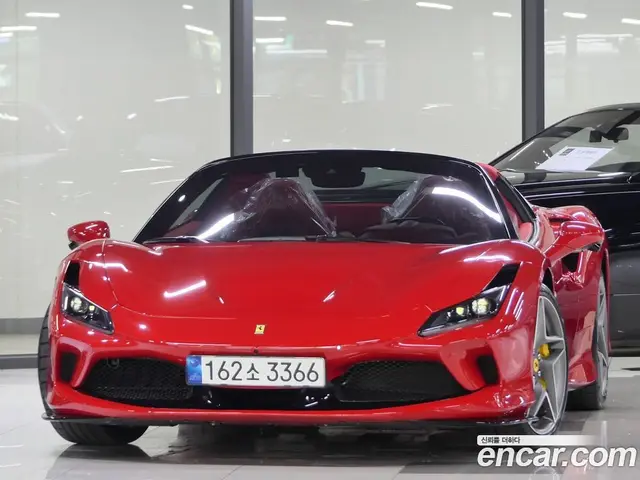 Ferrari F8, 2021, 6 300 км