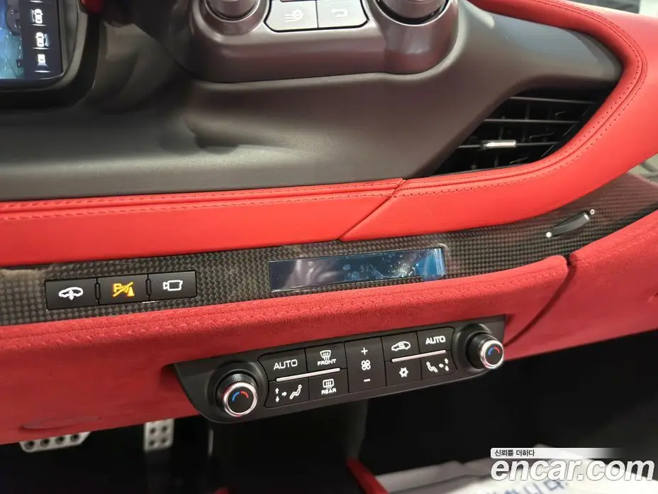 Ferrari F8 2021 3.9 автомат (гидро), фото 13 Ferrari F8 2021 3.9 автомат (гидро), фото 13