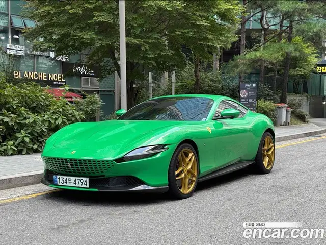 Ferrari Roma, 2021, 14 700 км