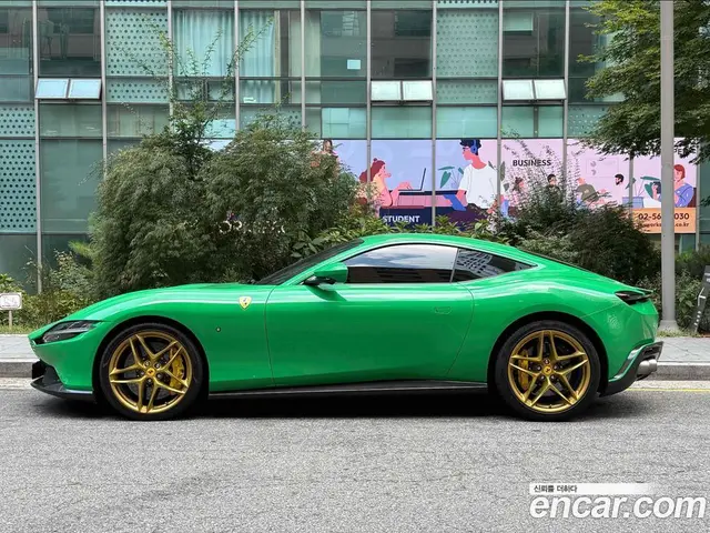 Ferrari Roma 2021 3.9 автомат (гидро), миниатюра 2