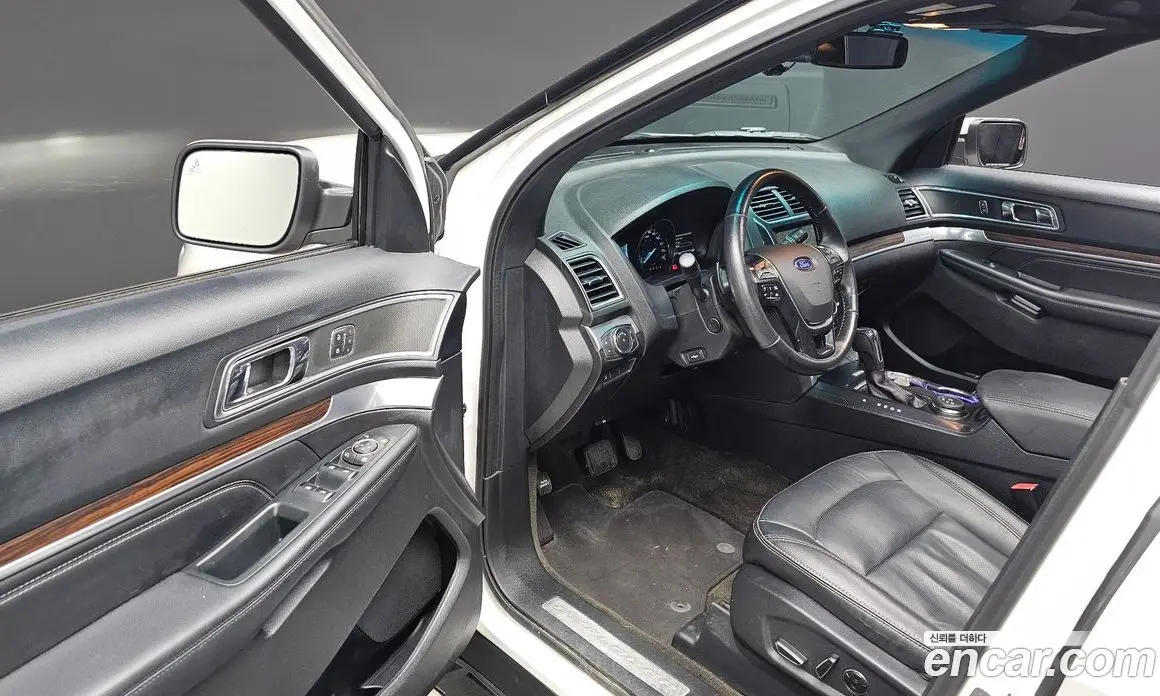 Ford Explorer 2016 2.3 автомат (гидро), фото 12 Ford Explorer 2016 2.3 автомат (гидро), фото 12