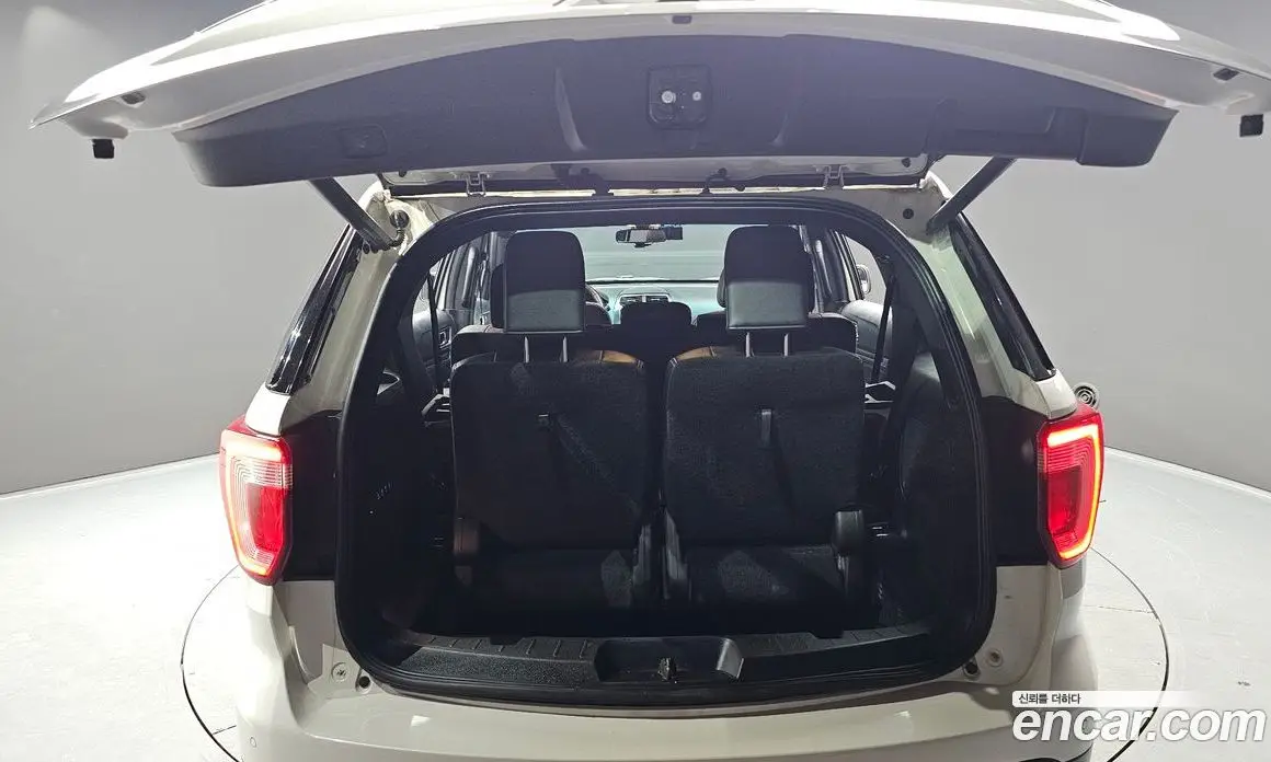 Ford Explorer 2016 2.3 автомат (гидро), фото 20 Ford Explorer 2016 2.3 автомат (гидро), фото 20
