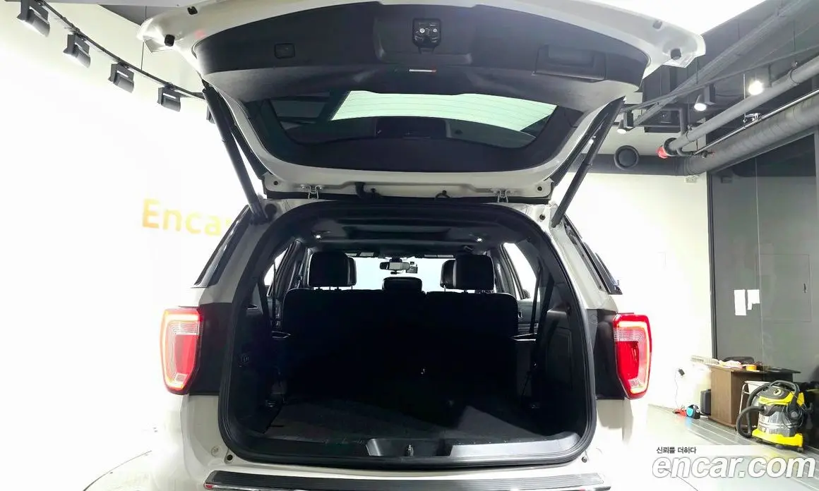 Ford Explorer 2018 2.3 автомат (гидро), фото 19