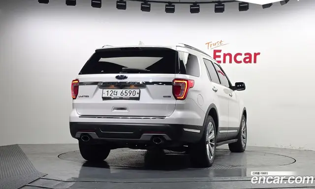 Ford Explorer 2018 2.3 автомат (гидро), миниатюра 4