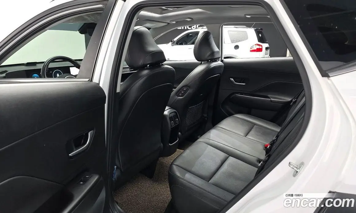 Hyundai Kona 2023 1.6 автомат (гидро), фото 12 Hyundai Kona 2023 1.6 автомат (гидро), фото 12