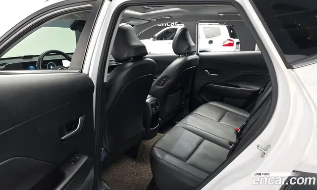 Hyundai Kona 2023 1.6 автомат (гидро), миниатюра 12