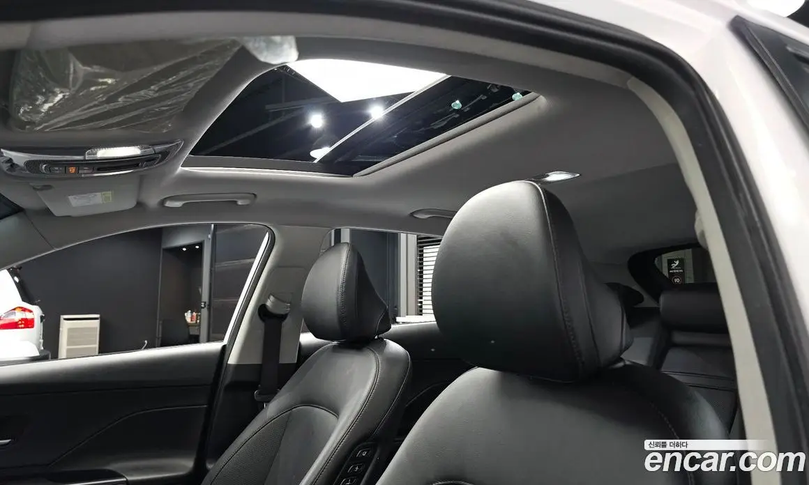 Hyundai Kona 2023 1.6 автомат (гидро), фото 17 Hyundai Kona 2023 1.6 автомат (гидро), фото 17