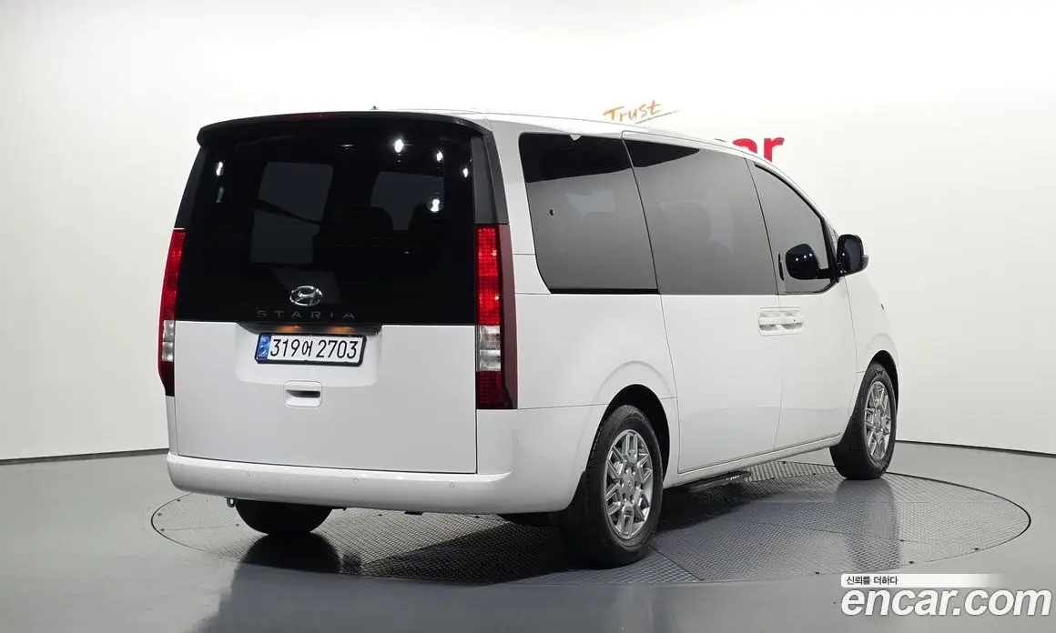 Hyundai Staria 2021 2.2 автомат (гидро), фото 2 Hyundai Staria 2021 2.2 автомат (гидро), фото 2