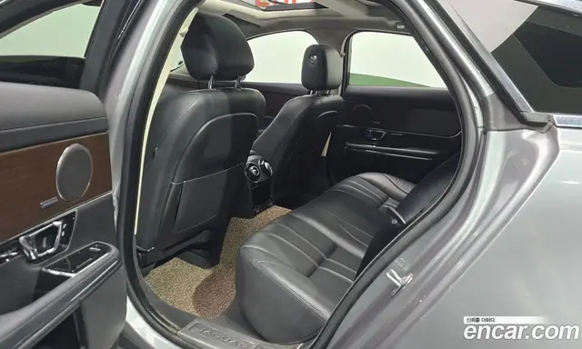 Jaguar XJ 2014 2.0 автомат (гидро), миниатюра 11 Jaguar XJ 2014 2.0 автомат (гидро), миниатюра 11