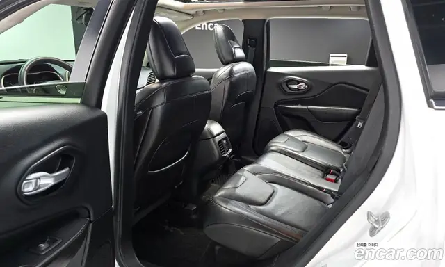 Jeep Cherokee 2015 2.0 автомат (гидро), миниатюра 11 Jeep Cherokee 2015 2.0 автомат (гидро), миниатюра 11