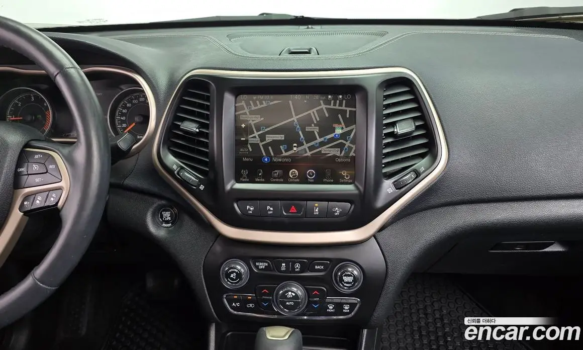 Jeep Cherokee 2015 2.0 автомат (гидро), фото 13 Jeep Cherokee 2015 2.0 автомат (гидро), фото 13
