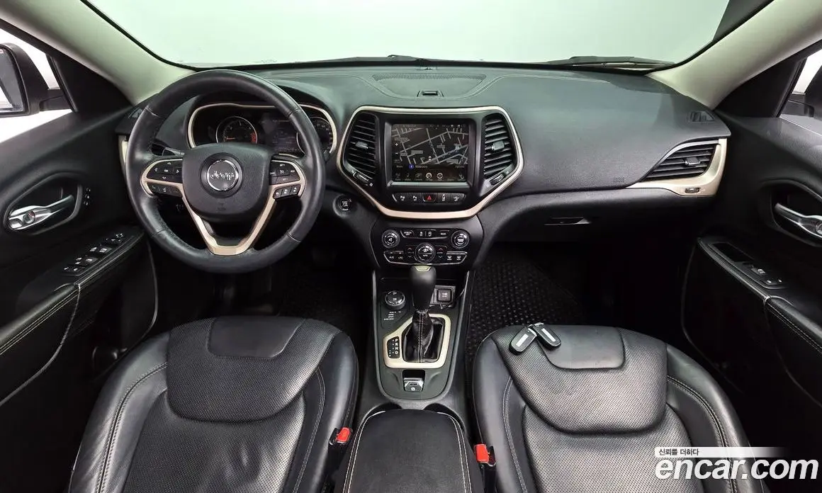 Jeep Cherokee 2015 2.0 автомат (гидро), фото 7 Jeep Cherokee 2015 2.0 автомат (гидро), фото 7