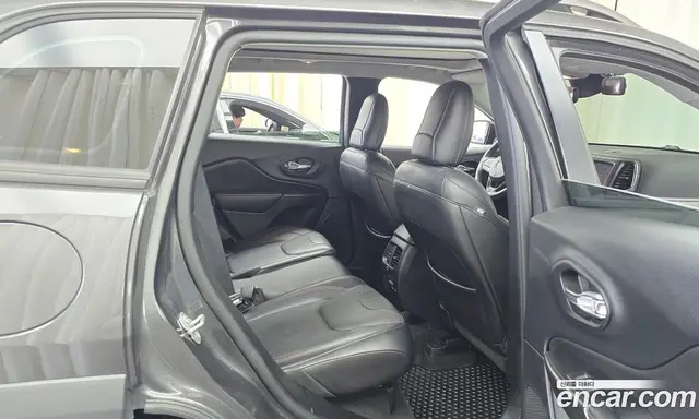 Jeep Cherokee 2020 3.2 автомат (гидро), миниатюра 12