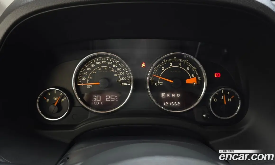 Jeep Compass 2014 2.4 автомат (гидро), фото 8 Jeep Compass 2014 2.4 автомат (гидро), фото 8