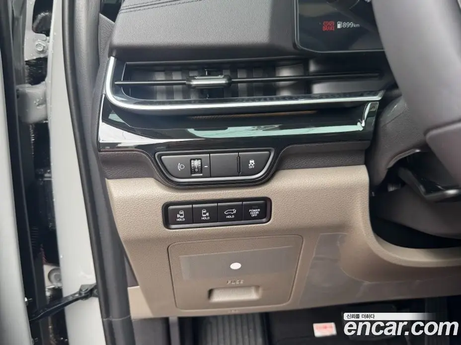 Kia Carnival 2026 1.6 автомат (гидро), фото 7