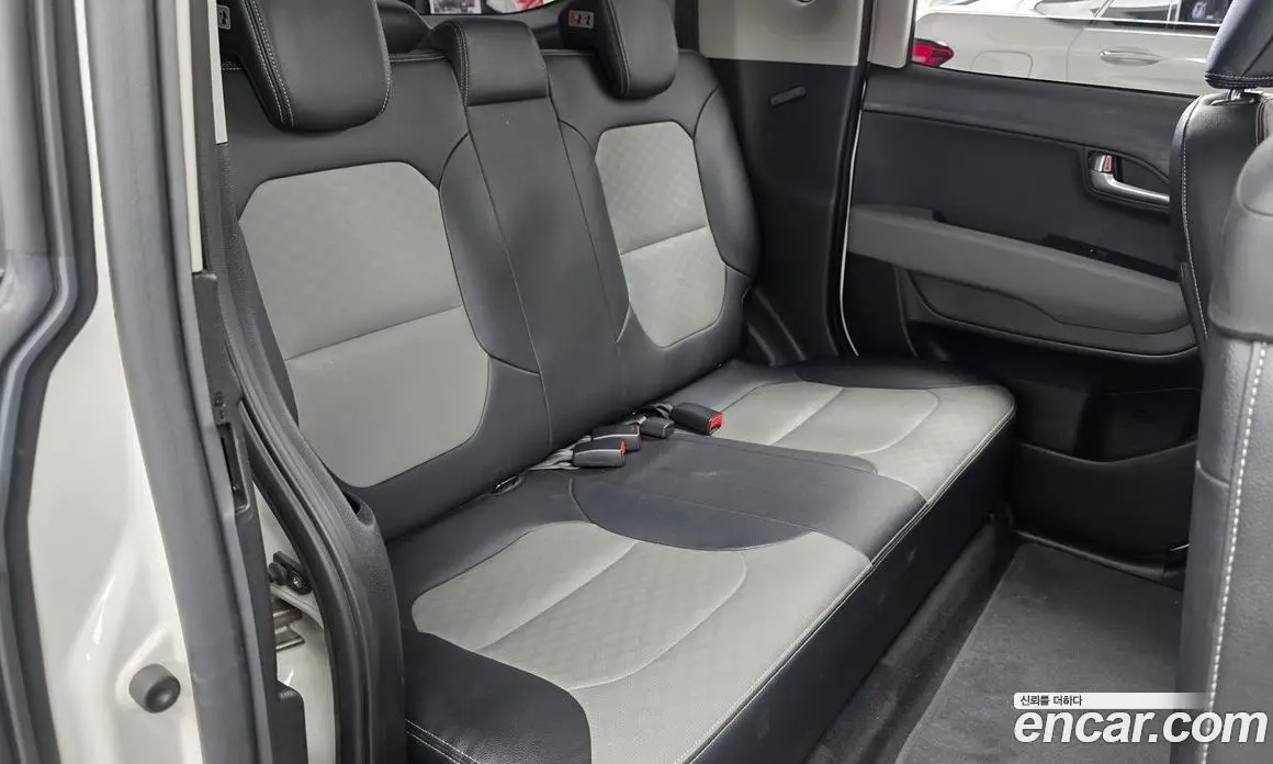 Kia Ray 2018 1.0 автомат (гидро), фото 12