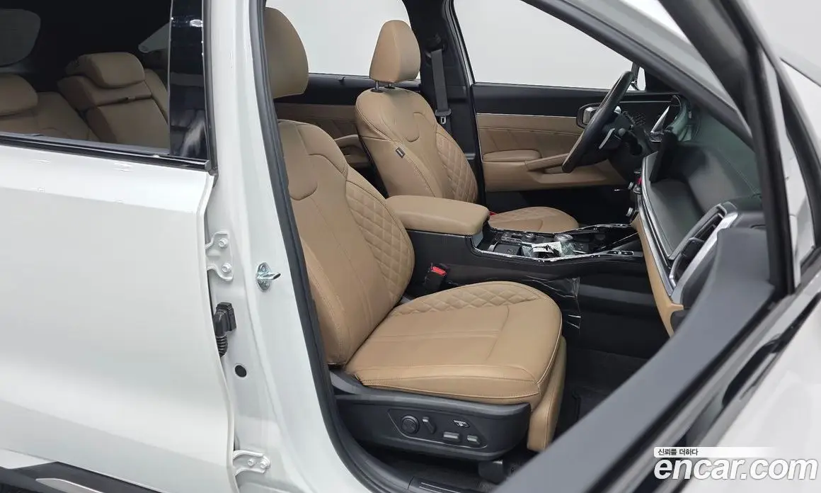 Kia Sorento 2024 1.6 автомат (гидро), фото 10 Kia Sorento 2024 1.6 автомат (гидро), фото 10