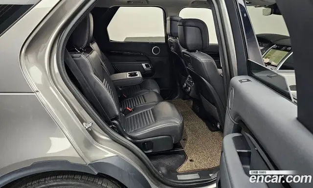 Land Rover Discovery 2023 3.0 автомат (гидро), миниатюра 12