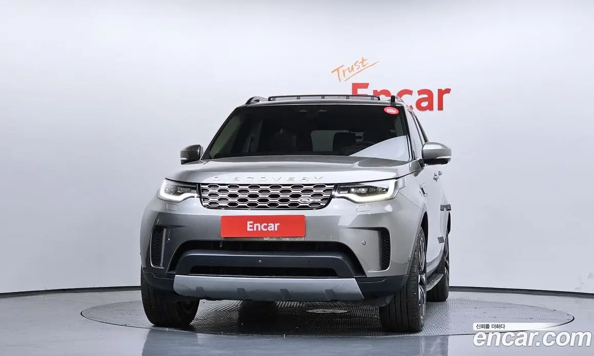 Land Rover Discovery 2023 3.0 автомат (гидро), фото 3 Land Rover Discovery 2023 3.0 автомат (гидро), фото 3