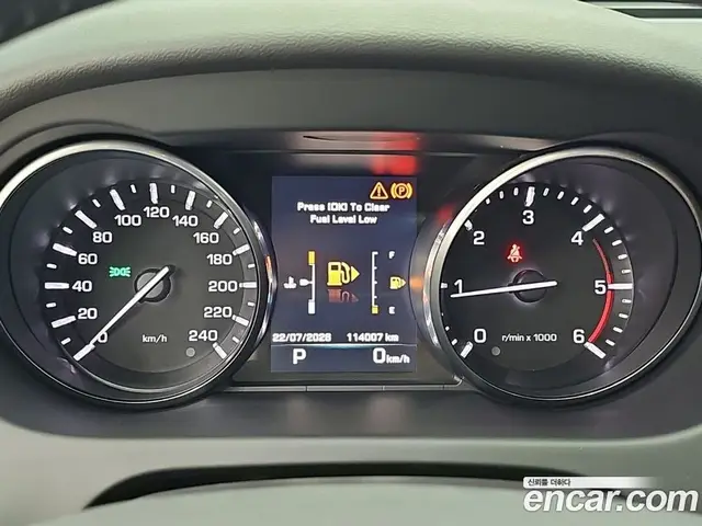 Land Rover Discovery Sport 2016 2.0 автомат (гидро), миниатюра 8