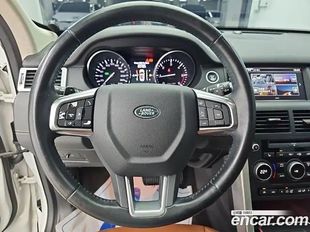 Land Rover Discovery Sport 2016 2.0 автомат (гидро), миниатюра 9