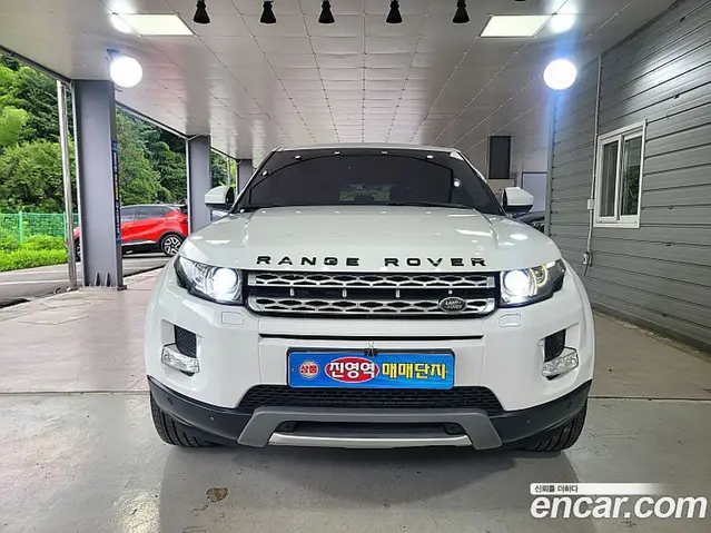 Land Rover Range Rover Evoque 2014 2.2 автомат (гидро), миниатюра 2