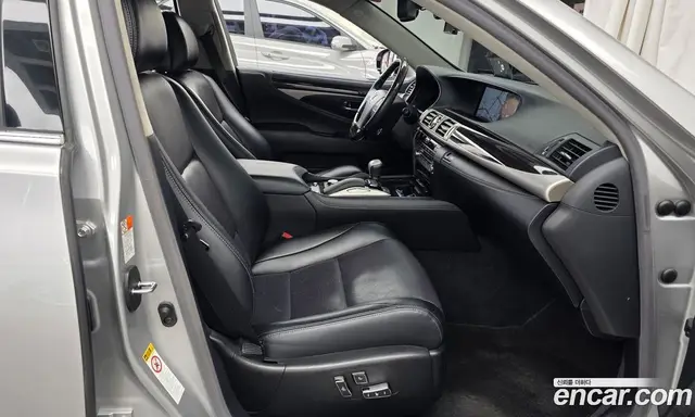 Lexus LS 2016 4.6 автомат (гидро), миниатюра 11