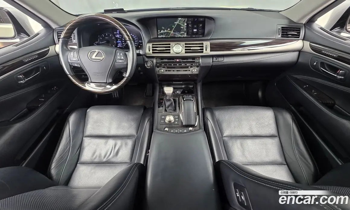 Lexus LS 2016 4.6 автомат (гидро), фото 7