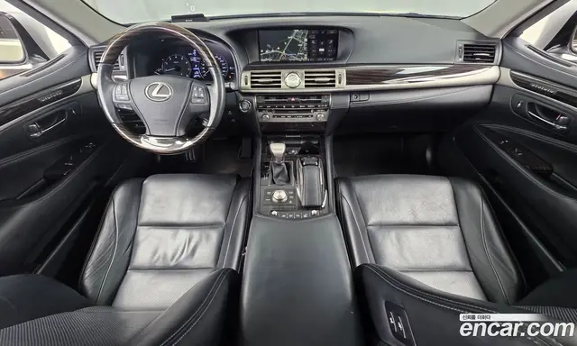 Lexus LS 2016 4.6 автомат (гидро), миниатюра 7