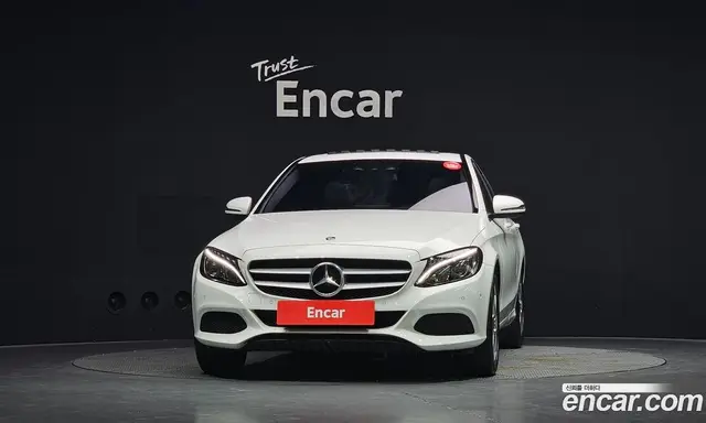 Mercedes-Benz C-Class 2017 2.0 автомат (гидро), миниатюра 3 Mercedes-Benz C-Class 2017 2.0 автомат (гидро), миниатюра 3