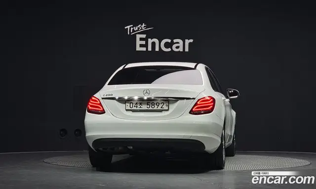 Mercedes-Benz C-Class 2017 2.0 автомат (гидро), миниатюра 4 Mercedes-Benz C-Class 2017 2.0 автомат (гидро), миниатюра 4