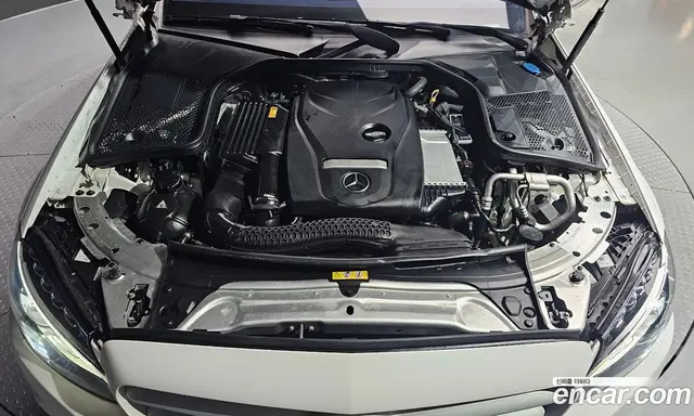 Mercedes-Benz C-Class 2017 2.0 автомат (гидро), миниатюра 6 Mercedes-Benz C-Class 2017 2.0 автомат (гидро), миниатюра 6